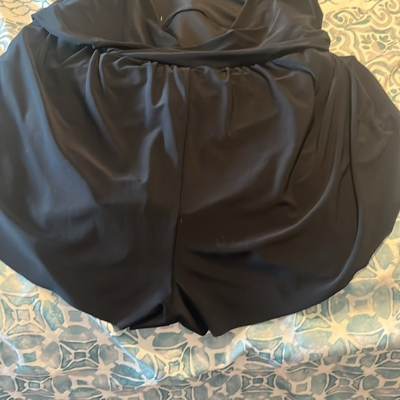 MagicSuit Solid Bianca Swimsuit Romper US size 16 - Picture 3 of 8